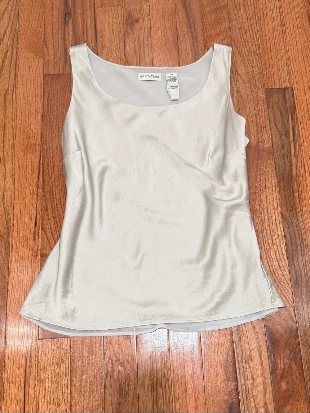 Vintage Ann Taylor Silk Scoop Neck Tank Top